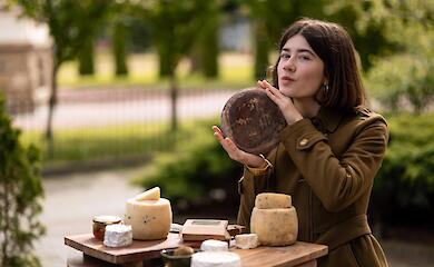 Козиний сир з Обухівського району - найкращий в Україні: як його роблять і де придбати