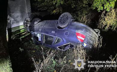 На Обуховщине перевернулся Opel: травмирована пассажирка