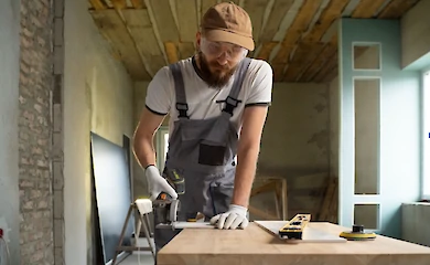 Дрібні ремонтні роботи без стресу: всі переваги послуги майстра на годину