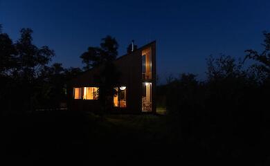 Марк Уилкинс создал в Витачеве The Bird's Estate - экопространство, которое дарит ощущение свободы