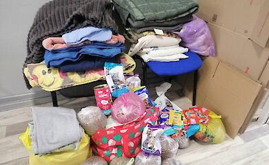 Дети Слободской гимназии собрали одеяла и корм для бездомных животных