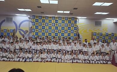 Обуховские каратисты привезли медали из Винницы