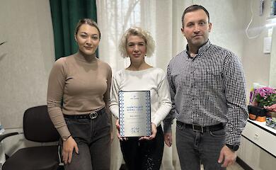 В Мироновке внедряют современные технологии восстановления и наращивания волос