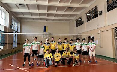 В Обухове состоялся открытый зимний турнир по волейболу