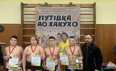 Юні сумоїсти з Богуслава вибороли путівки до Японії