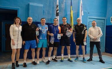 Учитель из Хотовского лицея стал призером чемпионата по настольному теннису