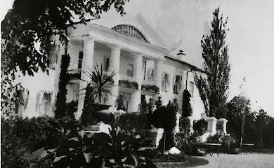 Фотографии из фондов Кагарлыкского музея напомнили о потерянном имении Трощинских