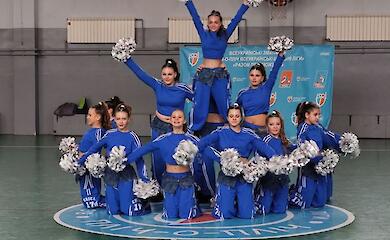 В Хотовском лицее определили сильнейшие команды по черлидингу Обуховского района