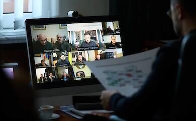 Зеленский анонсировал перестройку энергосистемы на уровне общин