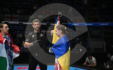 Школьница из Украинки получила серебро на чемпионате Европы по ММА