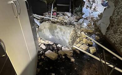 В Василькове боевая часть ракеты Х-101 пробила дом и влетела в спальню