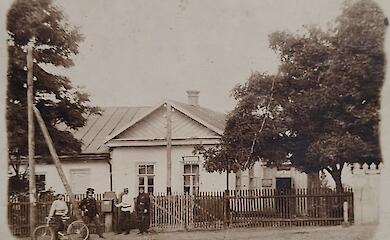 В Кагарлыке показали редкое фото почты 1915 года