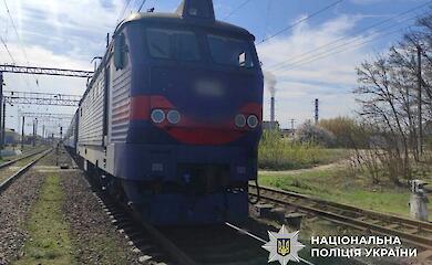 На Обухівщині потяг насмерть збив 78-річну жінку
