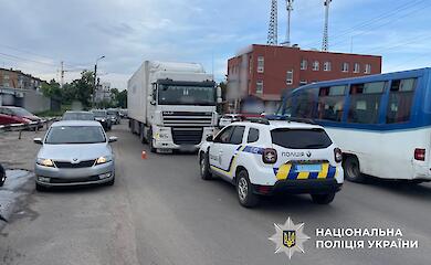 У Василькові вантажівка збила насмерть літню жінку