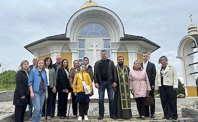 У Хотові відбулася панахида за дітьми, які загинули внаслідок збройної агресії проти України