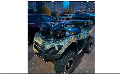 В Українці підлітки влаштували покатушки на квадроциклах по пляжу: поліція вже покарала матір одного з них