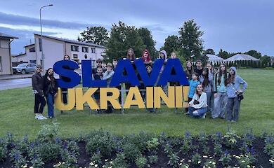 Баласинович вивезла українських дітей за кордон
