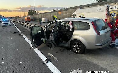 Двоє жінок у лікарні, водій загинув: деталі дорожньо-транспортної пригоди на Обухівщині