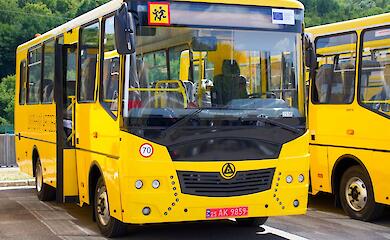 Академічний ліцей ім. А. Малишка в Обухові отримав новий шкільний автобус &laquo;АТАМАН&raquo;