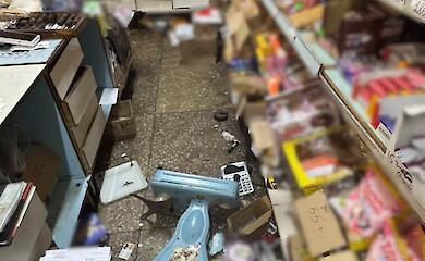 На Обухівщині чоловіка підозрюють у погрозах ножем, погромі магазину та нападі на старосту