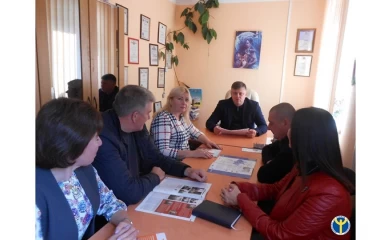 Очільник Київського обласного центру зайнятості  похвалив обухівський завод за боротьбу із безробіттям