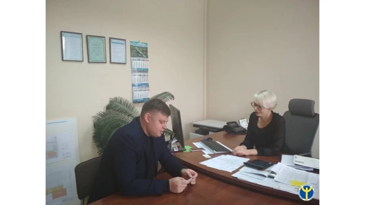 Очільник Київського обласного центру зайнятості  похвалив обухівський завод за боротьбу із безробіттям