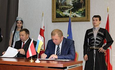 Обухів підписав Договір про співпрацю з грузинським муніципалітетом Хашурі