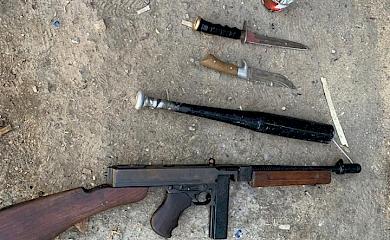 Майже картель: обухівська поліція вилучила "майже" наркотики і  "схоже" на зброю