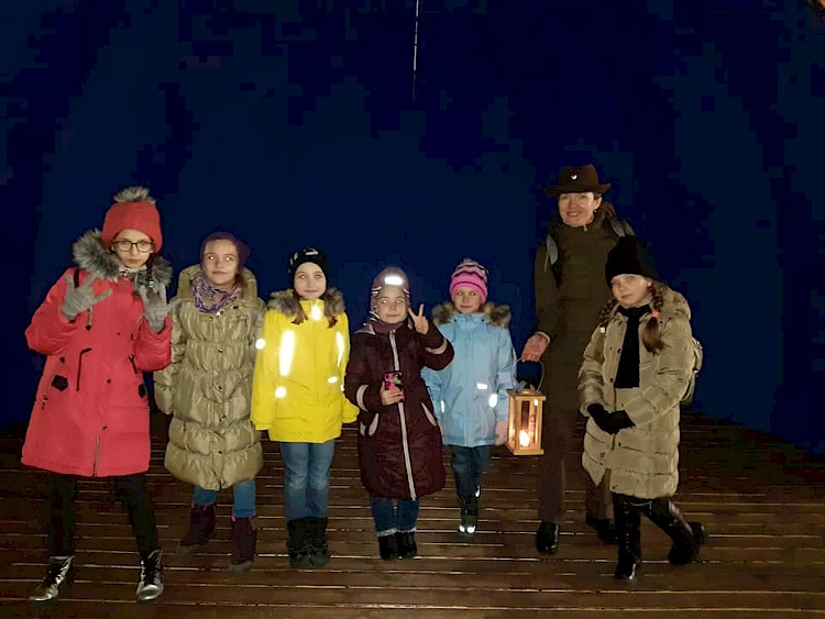 Скоро Різдво: обухівські пластуни привезли до міста Вифлеємський вогонь