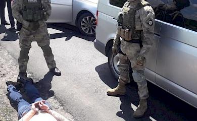 В Обухівському районі затримали 3 членів злочинного угруповування
