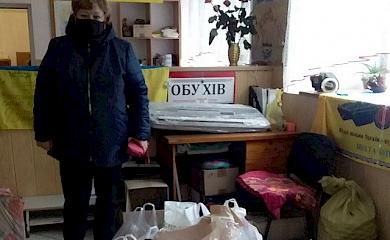 Військові подякували обухівським волонтерам за подарунки