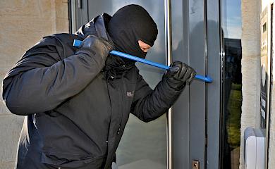 В Обухові шукають домушників
