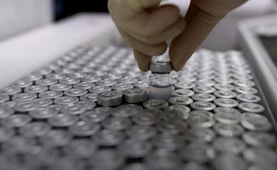 Коли українці зможуть вакцинуватись китайською вакциною від COVID-19