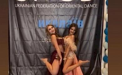 Танцюристки з Обухівщини підкорили східним танцем