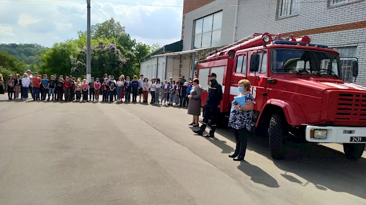 Учнів евакуювали з обухівського ліцею