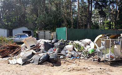 Жителів Обухова просять не викидати будівельне сміття
