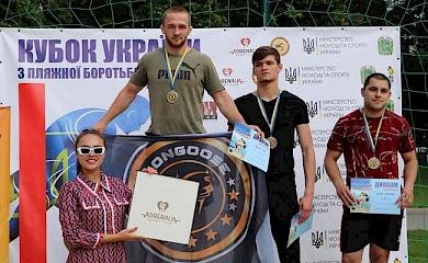 Борець з Обухова був найсильнішим на пляжі у Харкові