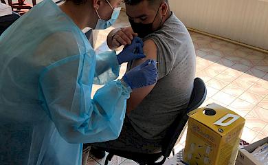 Вакцинація: ЗА чи ПРОТИ?