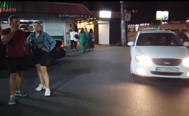 Розпивають спиртні напої та гучно слухають музику: на що нарікають обухівчани