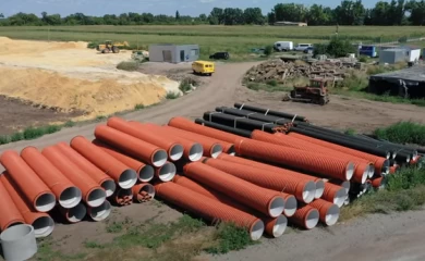 На Обуховщине строят частный аэродром для обучения и полетов (видео)