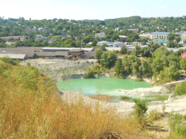Озеро и гора в Обухове попали в рекомендации туристического маршрута