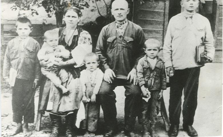 Обухівські родини (1916 - 1930-і): в радості і горі (фото)