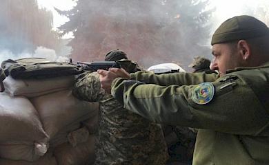 Вибухи та постріли в Обухові: &laquo;диверсанти&raquo; захоплювали будівлю РДА (відео)