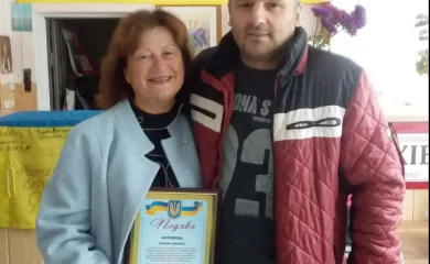 Обухівську волонтерку нагородили за допомогу армії