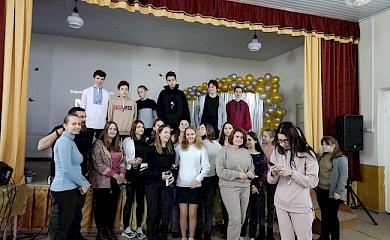 В Обухові школярам показали фільм про УПА