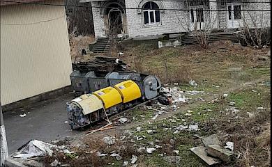 Обухівчани скаржаться: бруд та розкидане сміття