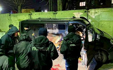 Чоловіка забив молотком, дружину - зарізав: вбивцю сімейної пари затримали