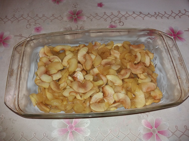 Как приготовить яблочный крамбл
