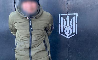 У Кагарлику під автомобіль кинули кілька петард (відео)