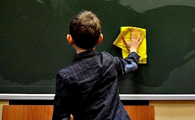 В Обухівському районі працюють 37 шкіл